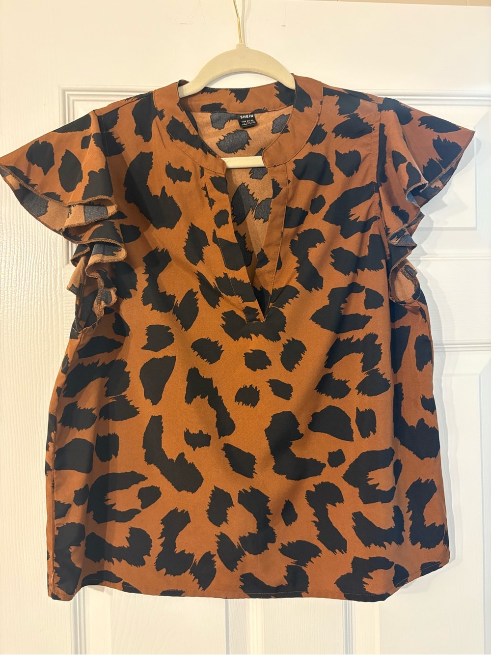 SHEIN Black and Brown Leopard Print Flutter Sleeve Top